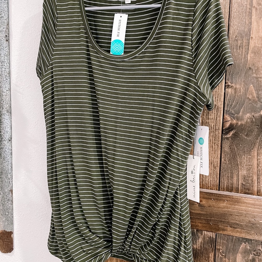 Tie front top